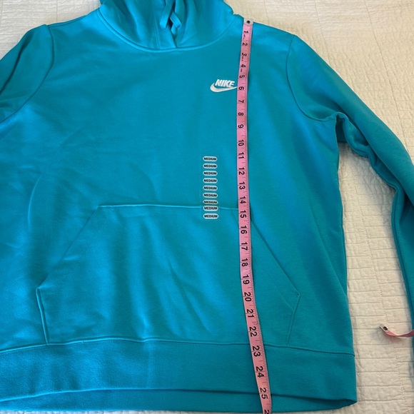 Nike Women’s Medium Teal Hoodie Pullover NWT sweatshirt - Picture 7 of 7